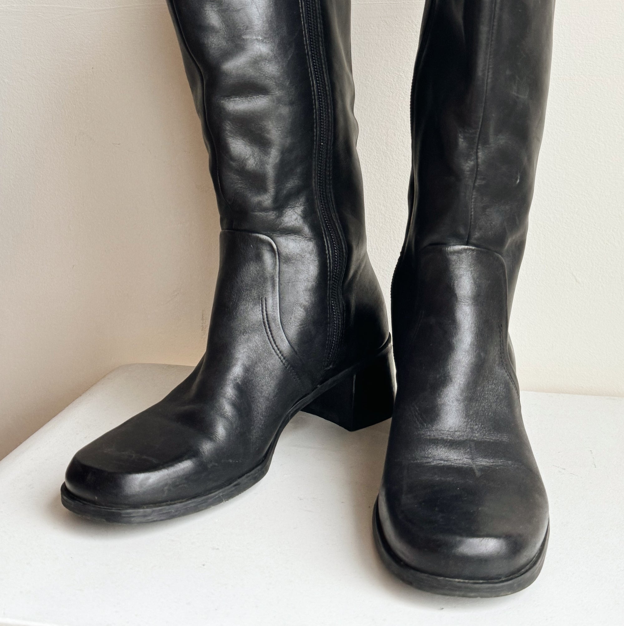 Black Classic Leather High Boots | Size 8 - Hey Jude