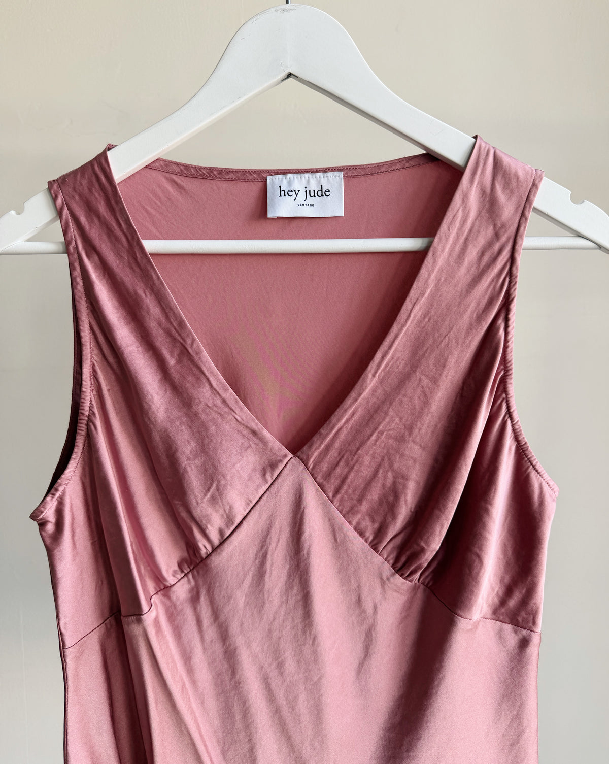 Mauve Pink Silk V-Neck