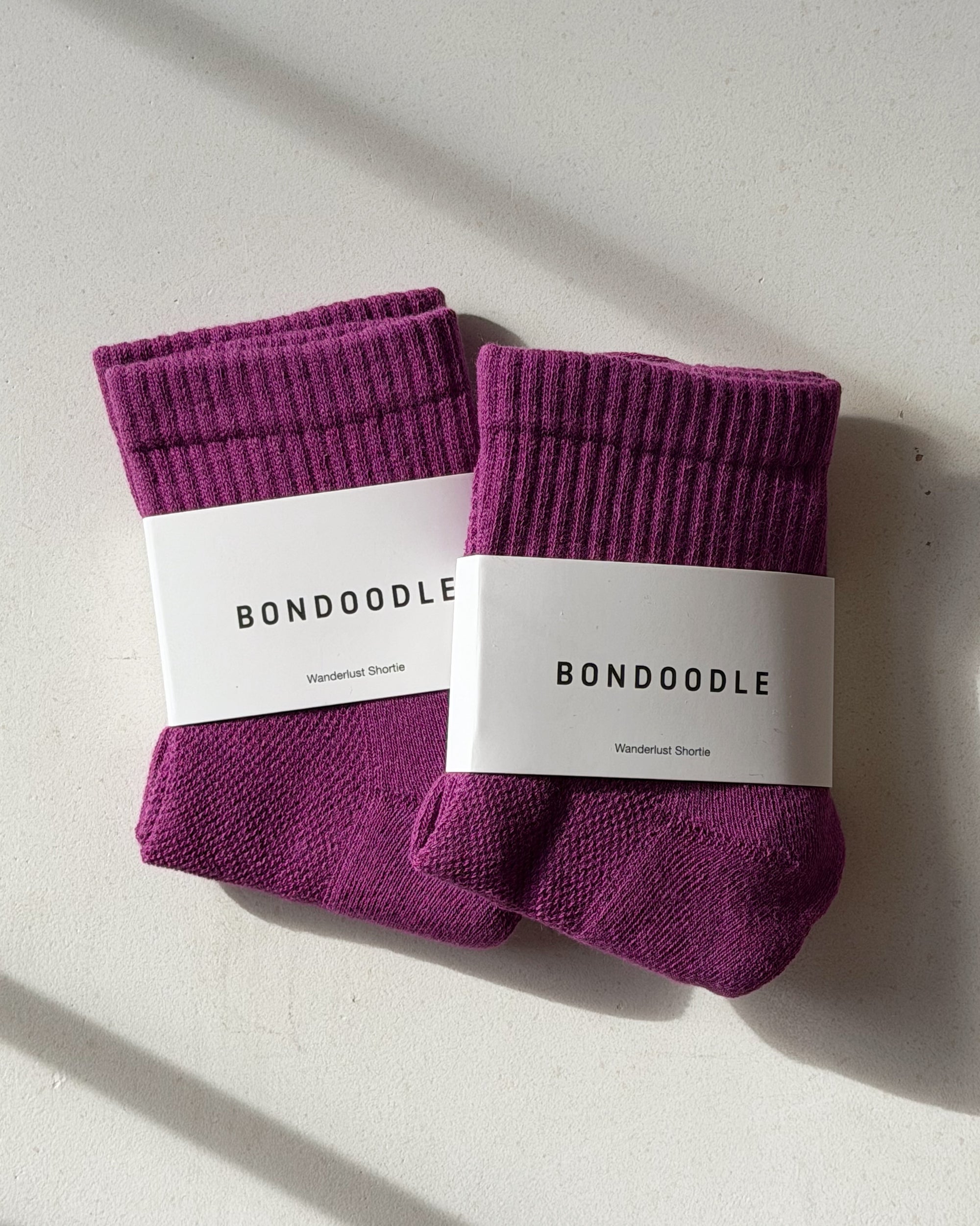 Bondoodle | Ribbed Sport Ankle Socks in Raspberry Pink - Hey Jude