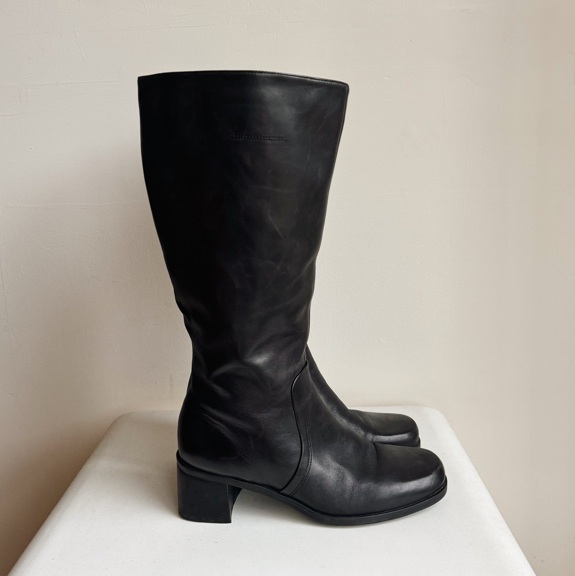 Black Classic Leather High Boots | Size 8 - Hey Jude