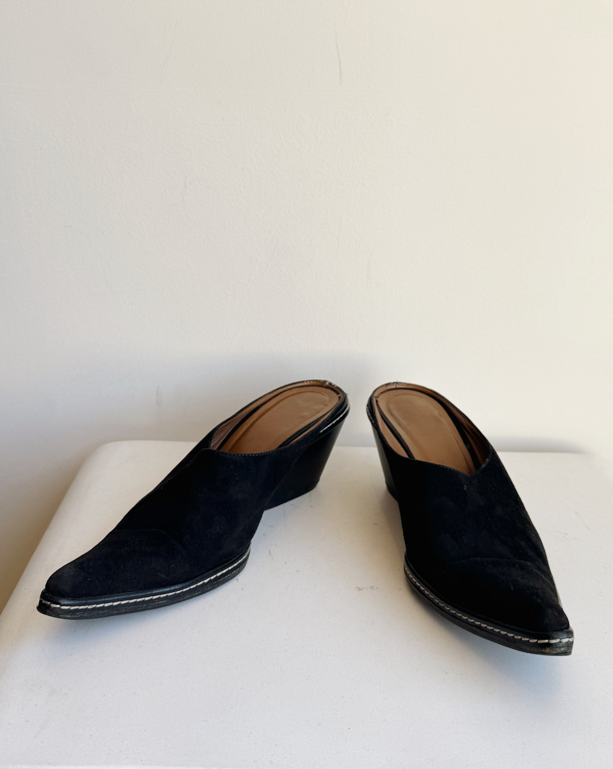 Donald J Pliner Black Suede Pointed Mule | Size 8