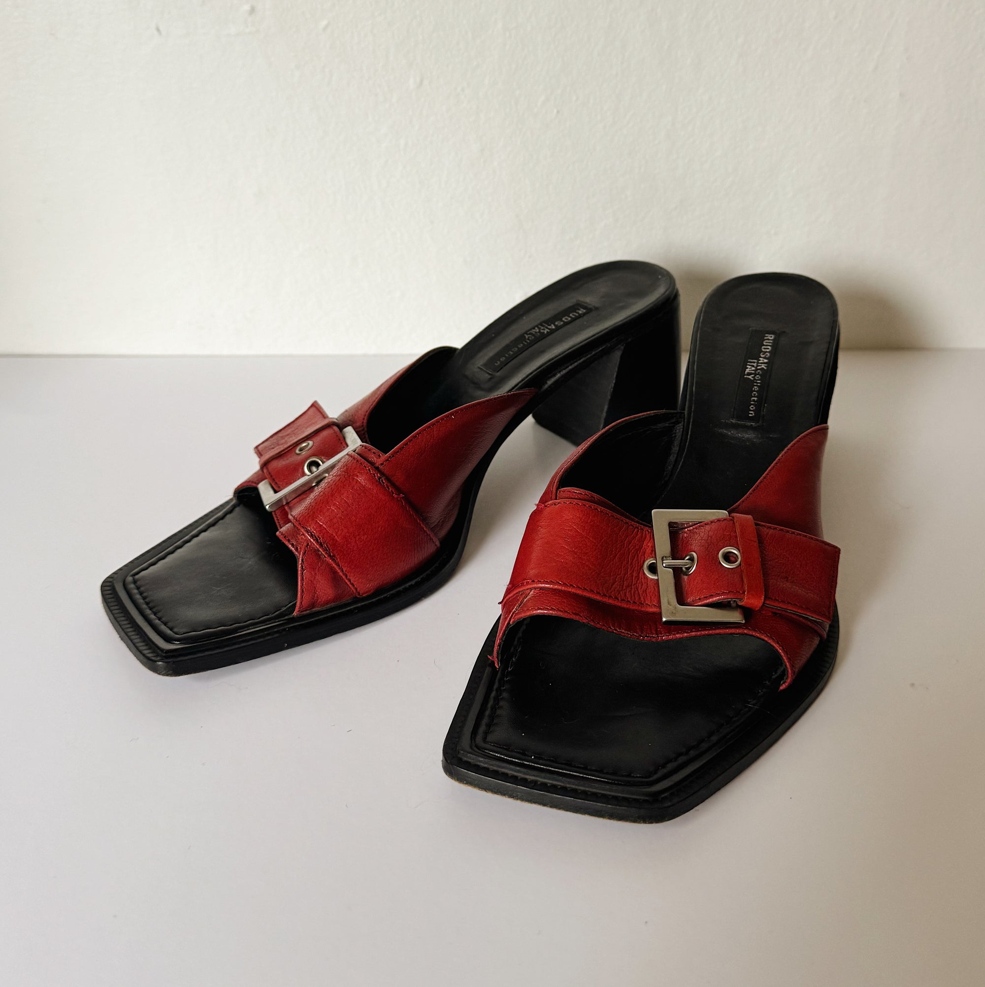 Chili Buckle Strap Heeled Sandals | Size 39 - Hey Jude