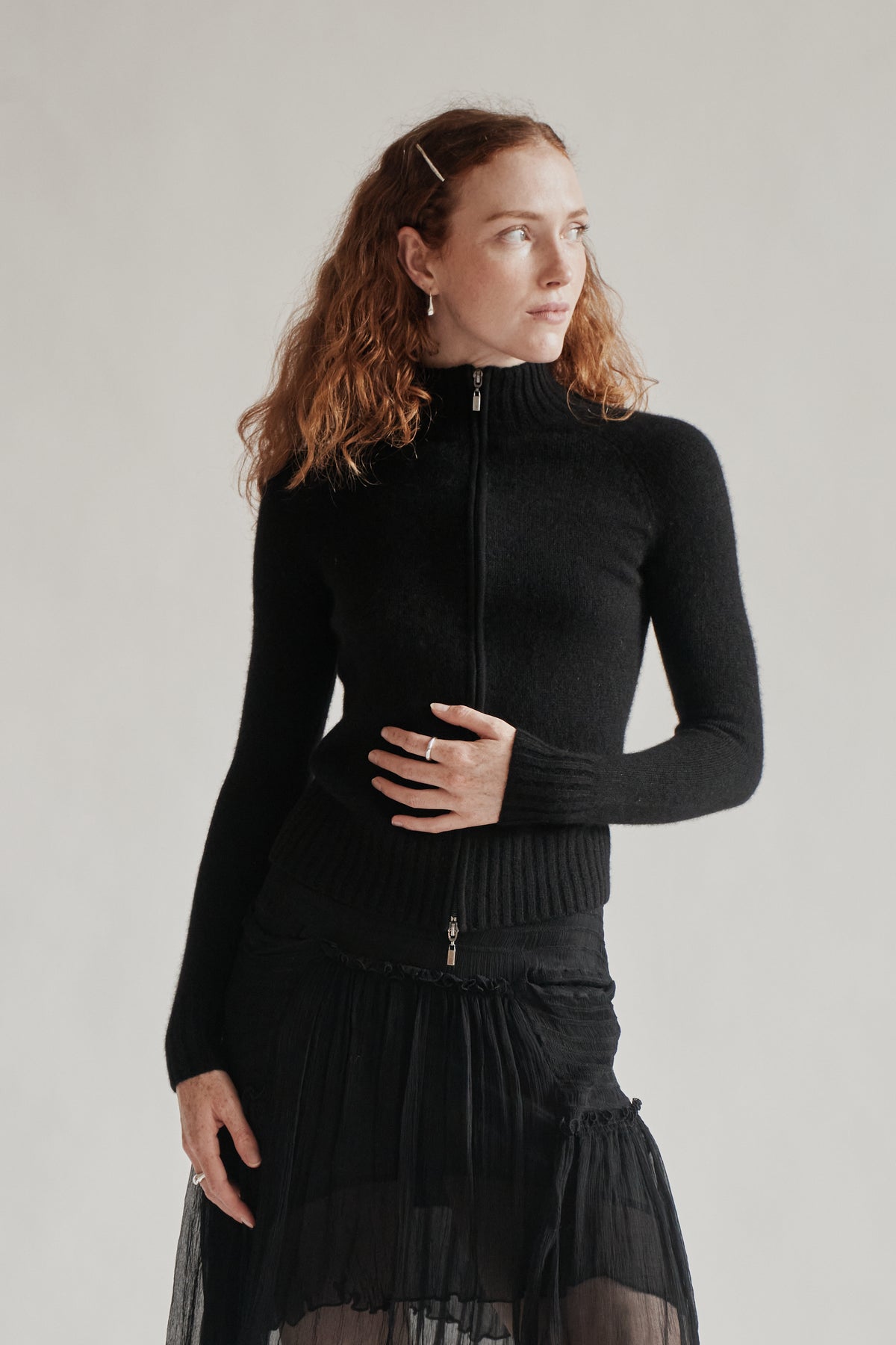 Black Cashmere Zipped Cardigan