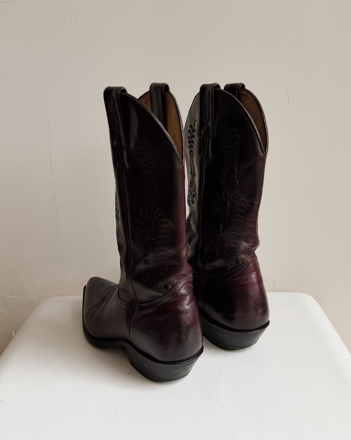 Maroon Embroidered Leather Western Boots | Size 7