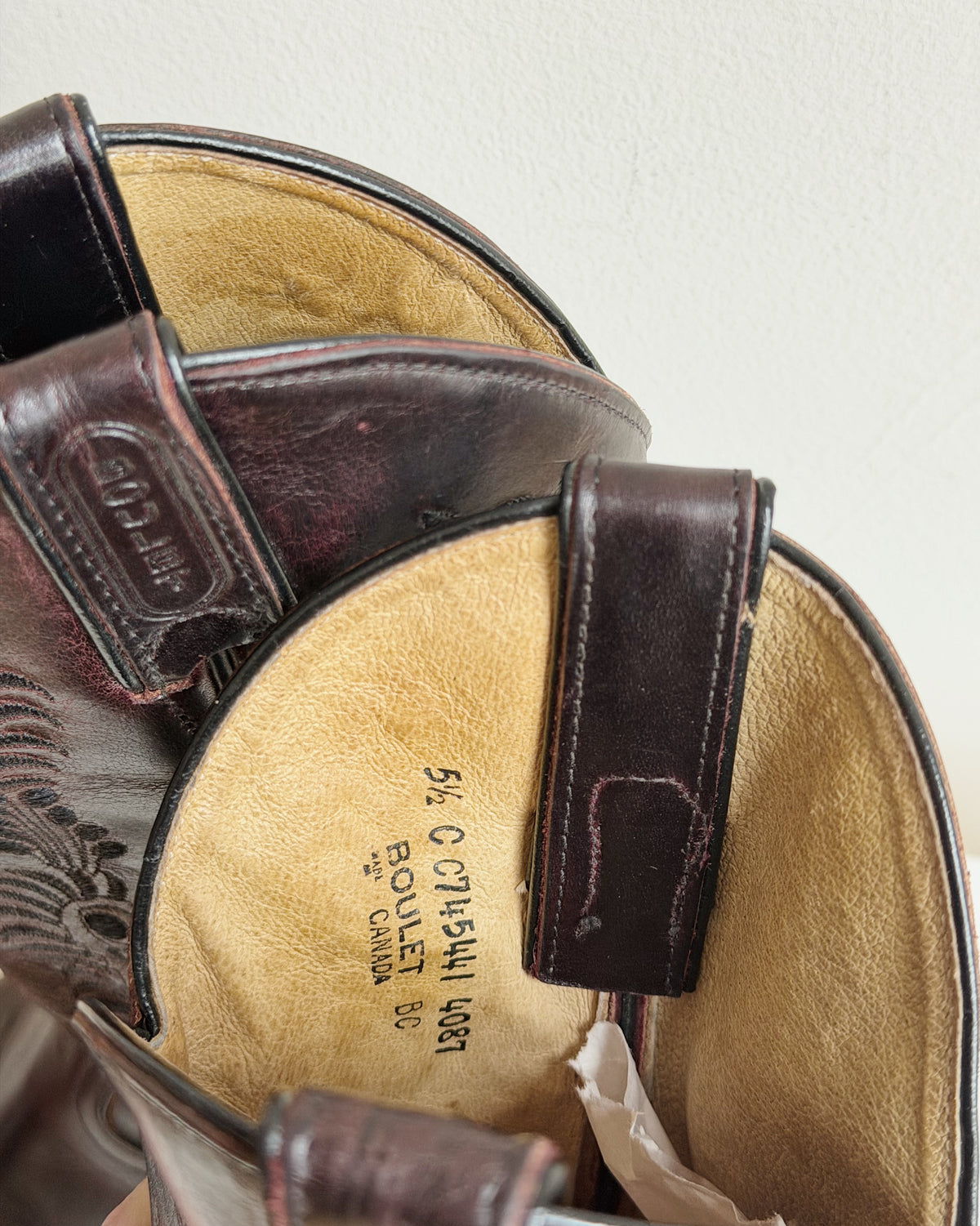 Maroon Embroidered Leather Western Boots | Size 7