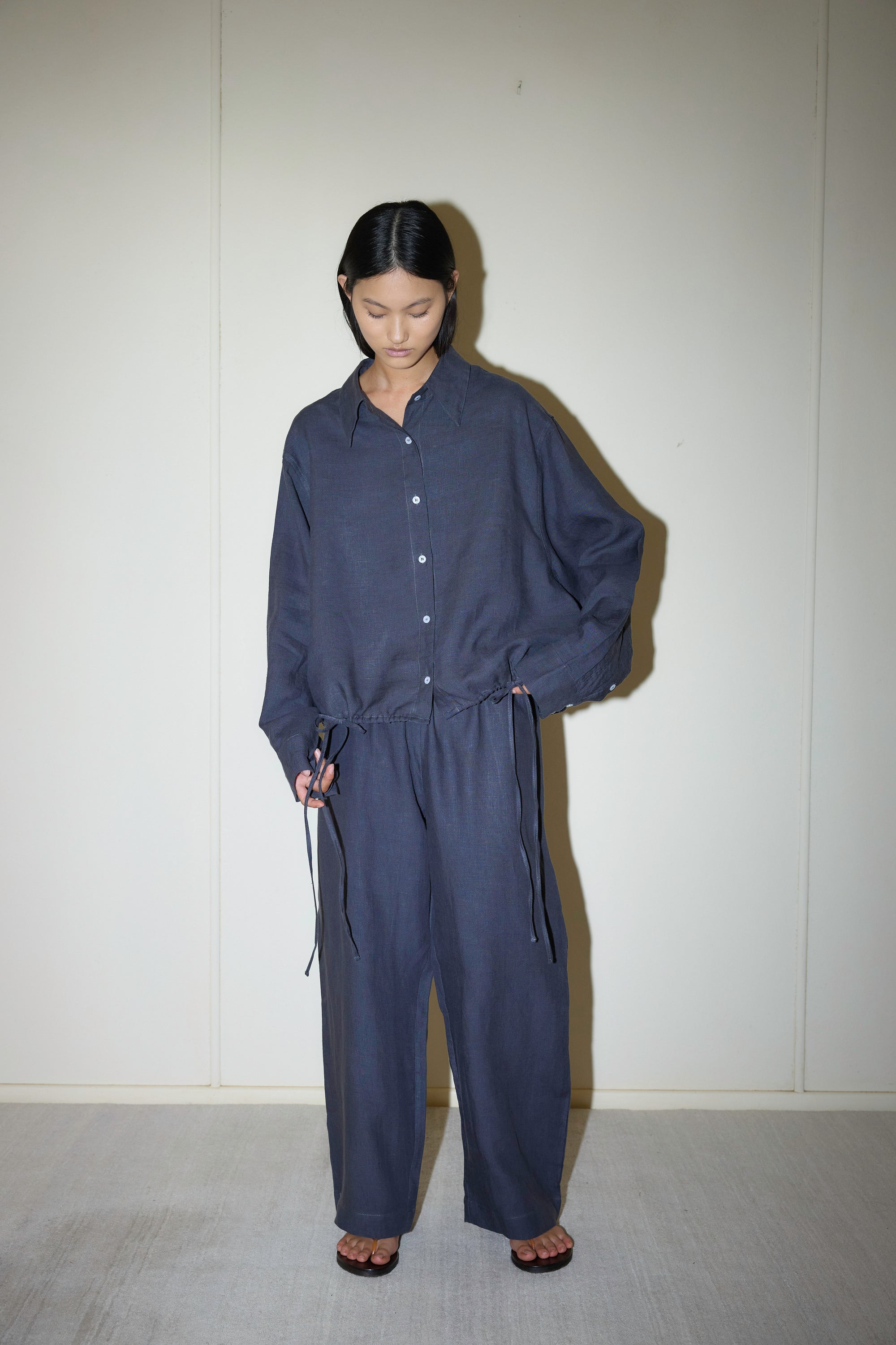 Deiji Studios | Linen Square Pocket Pant in Ink