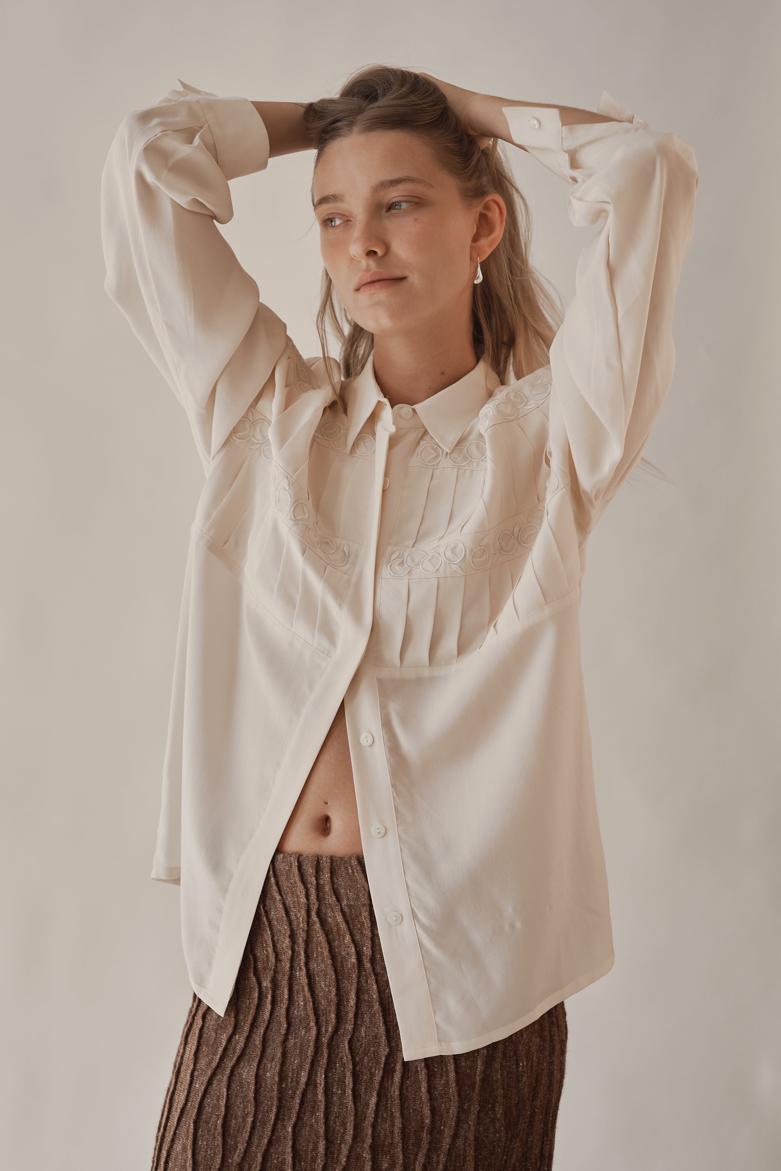 トップス deres half sleeve blouse chocolate uploading-1365894.JPG