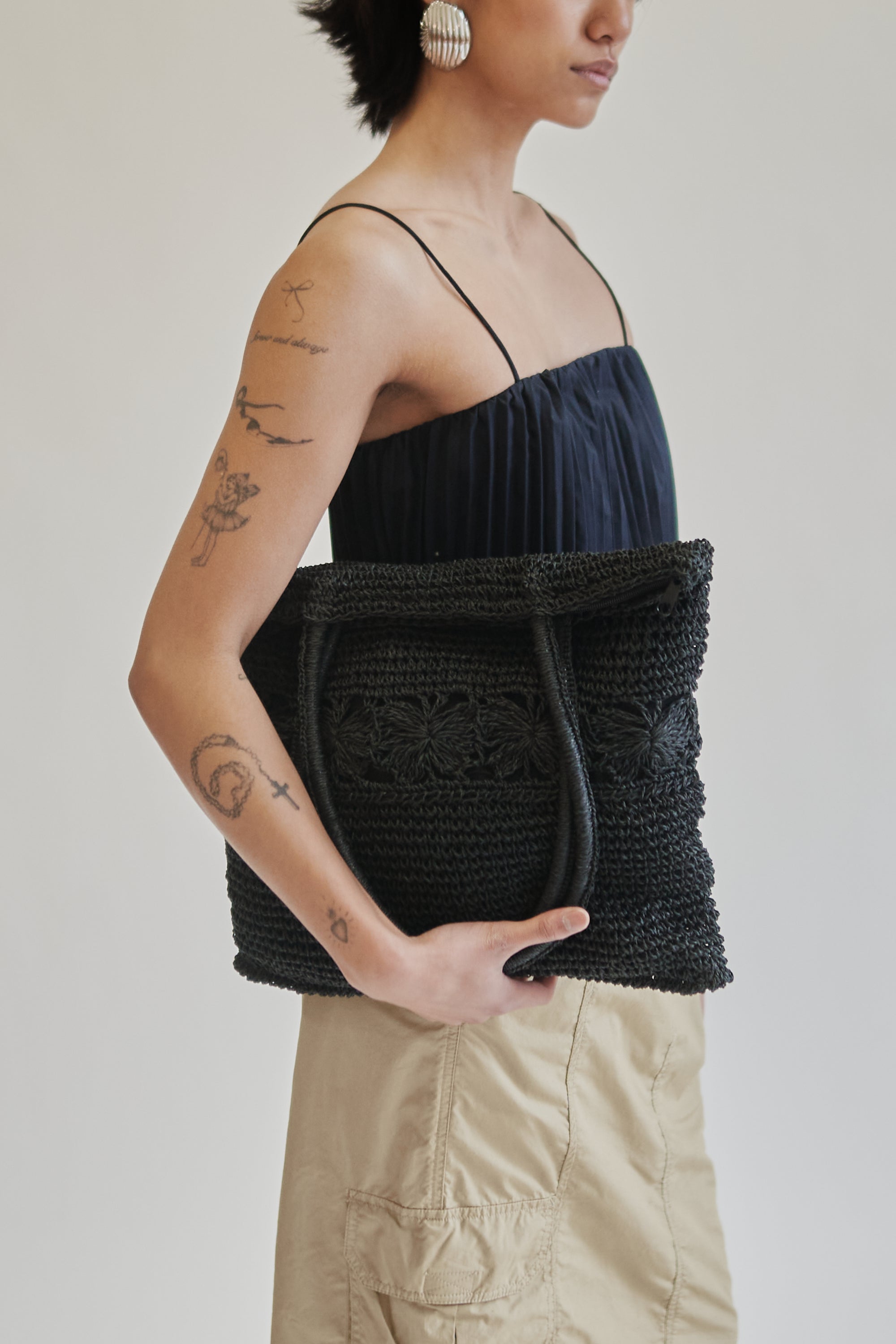 Black Woven Paper Tote - Hey Jude