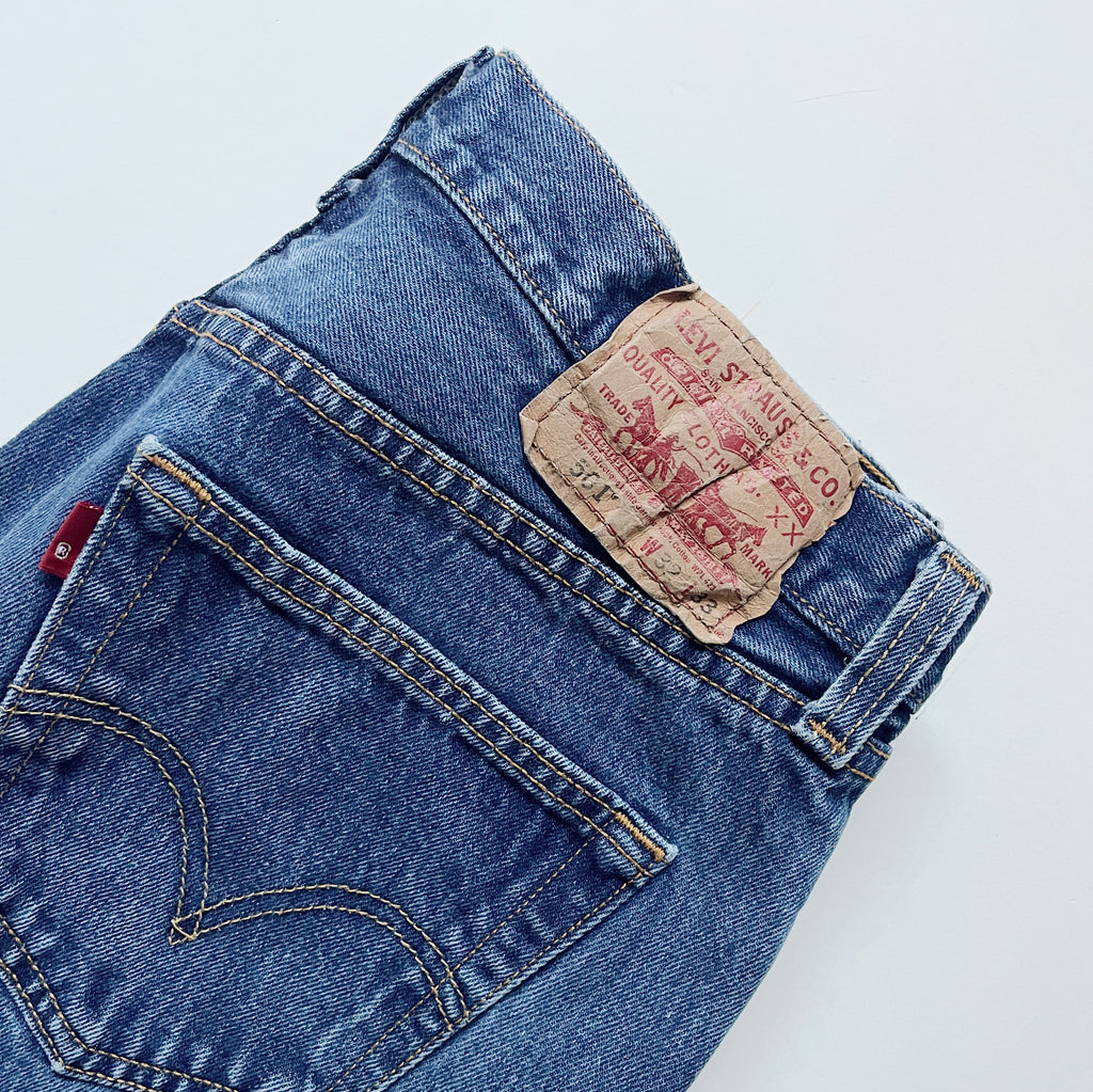 Vintage Levi’s 501 Dark Denim Shorts | Size 30