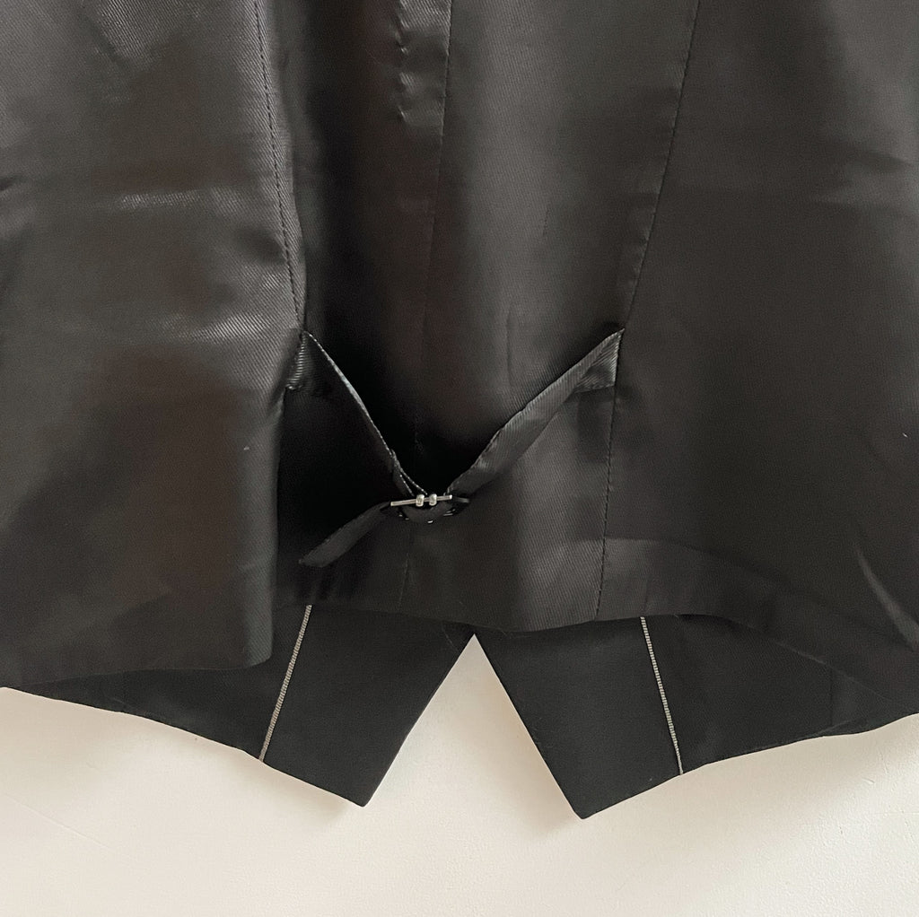 Black Tailored Sleeveless Vest