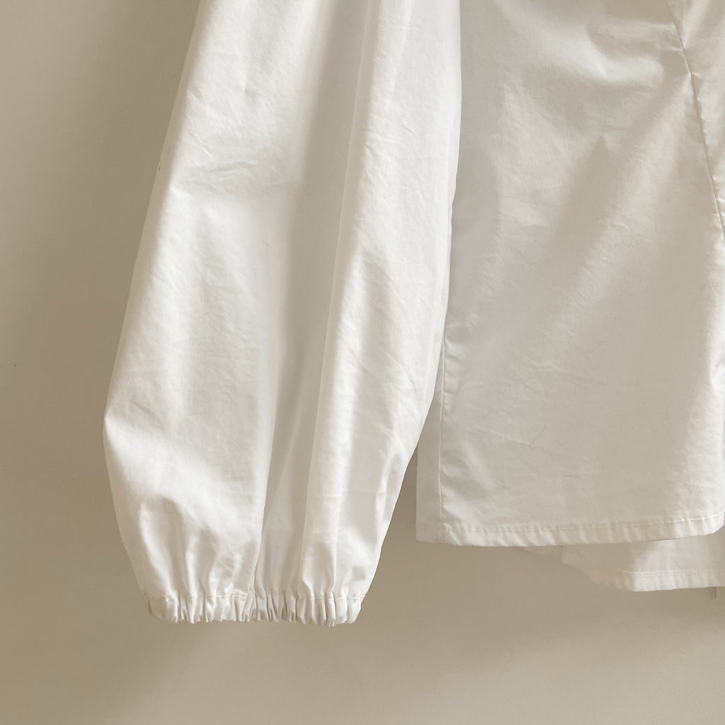 Milk Cotton Lace Ruffle Blouse