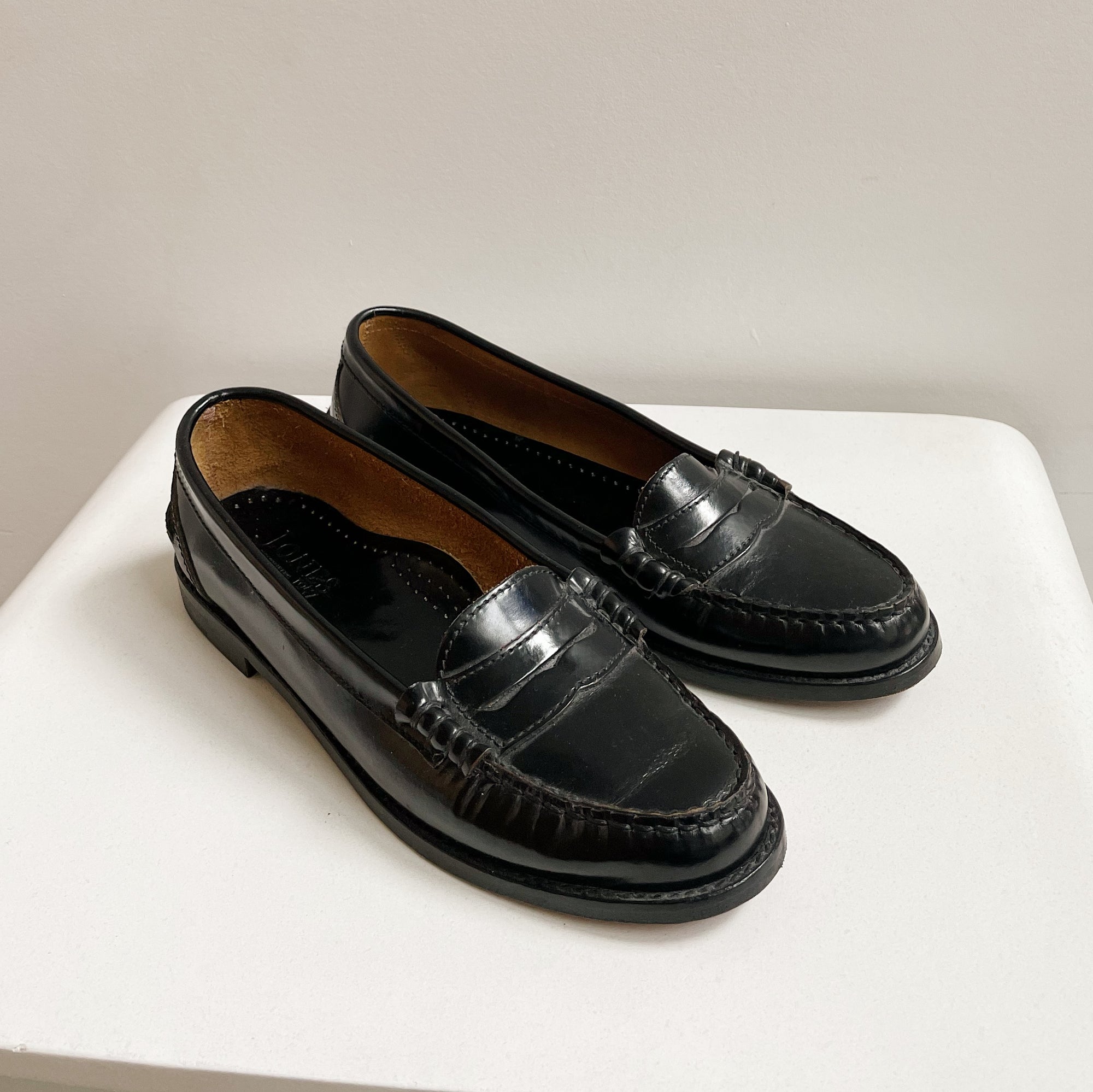 Obsidian Structured Leather Loafer | Size 7
