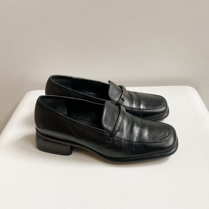Soft Black Leather Loafer | size 7
