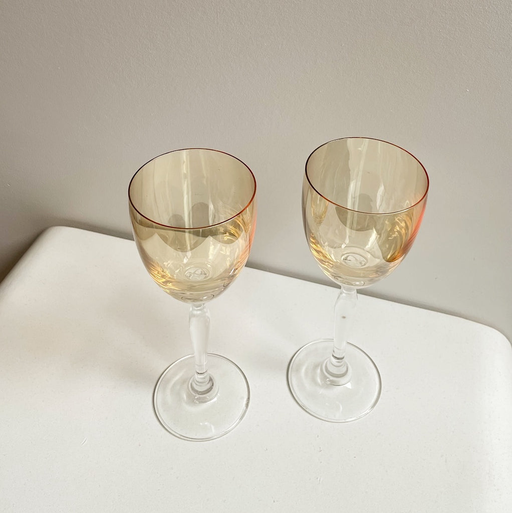 Delicate Honey Wine Glasses