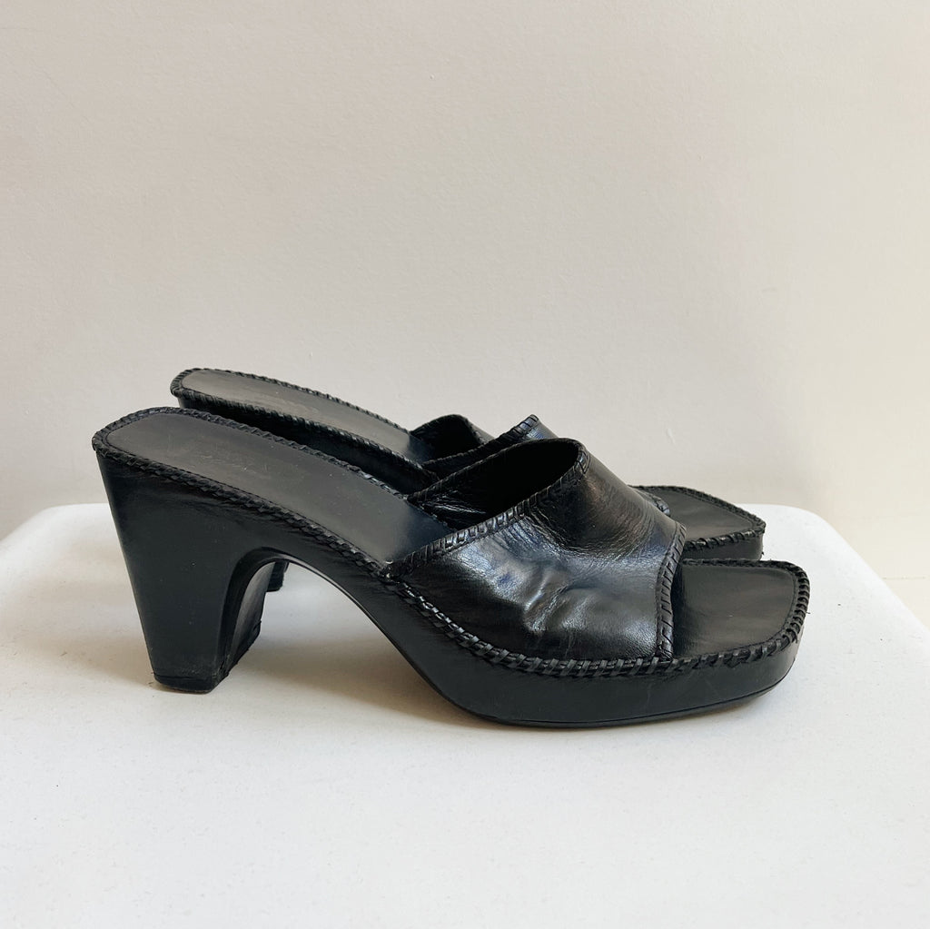 Onyx Leather Whipstitch Mule | Size 9