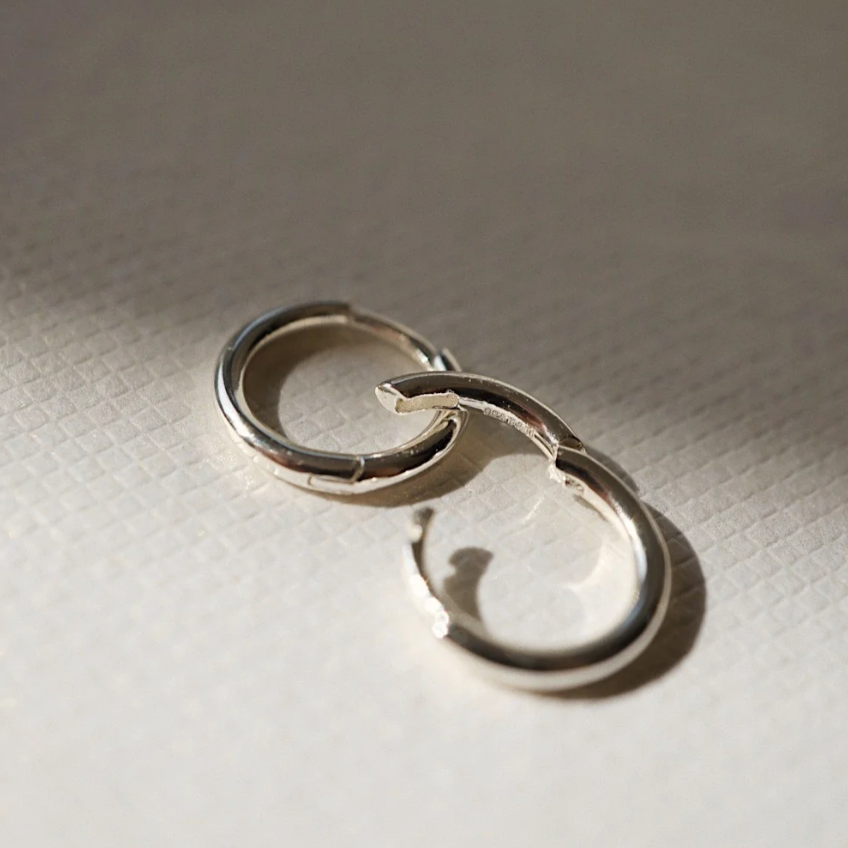 Foe & Dear | Everyday Hoops in Silver