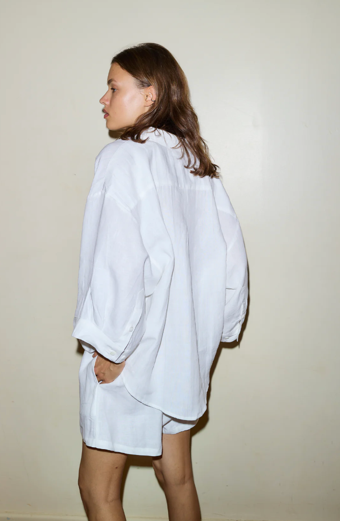 Deiji Studios | 03 Set in White