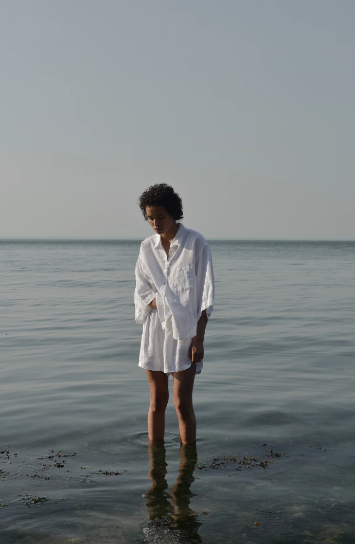 Deiji Studios | 03 Set in White