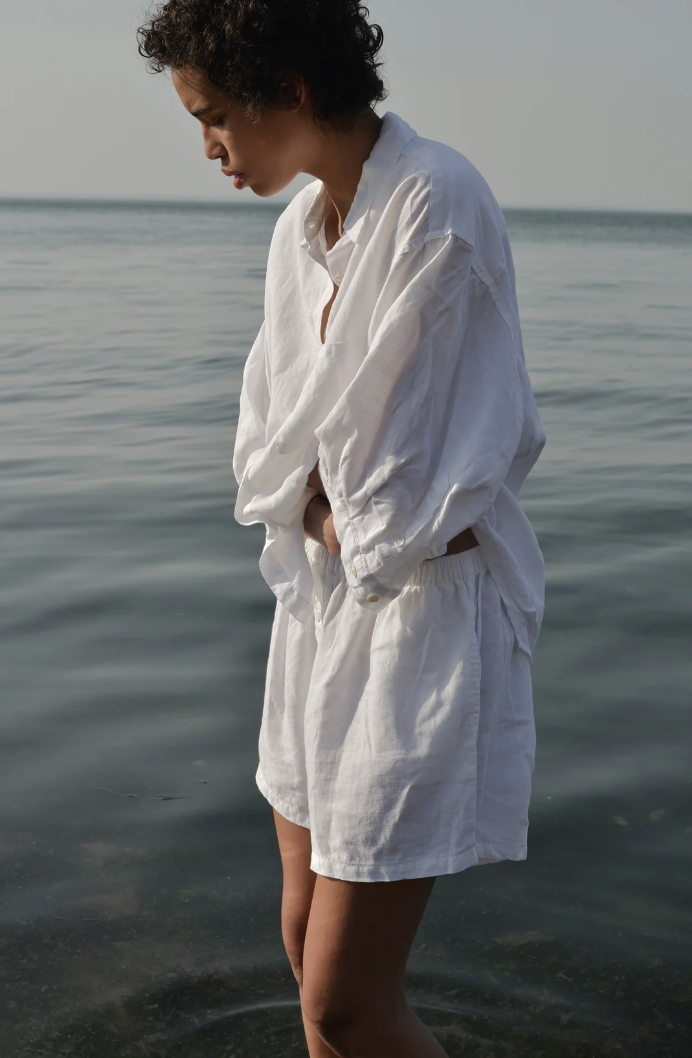 Deiji Studios | 03 Set in White