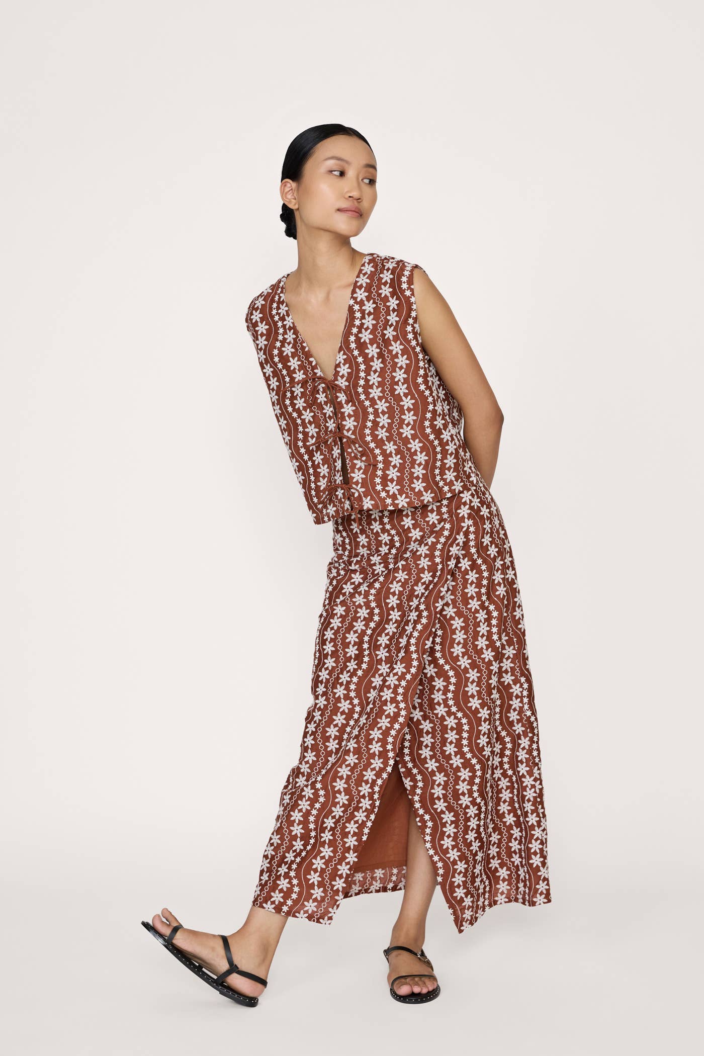 LAUDE the Label | Clay Floral Wrap Skirt