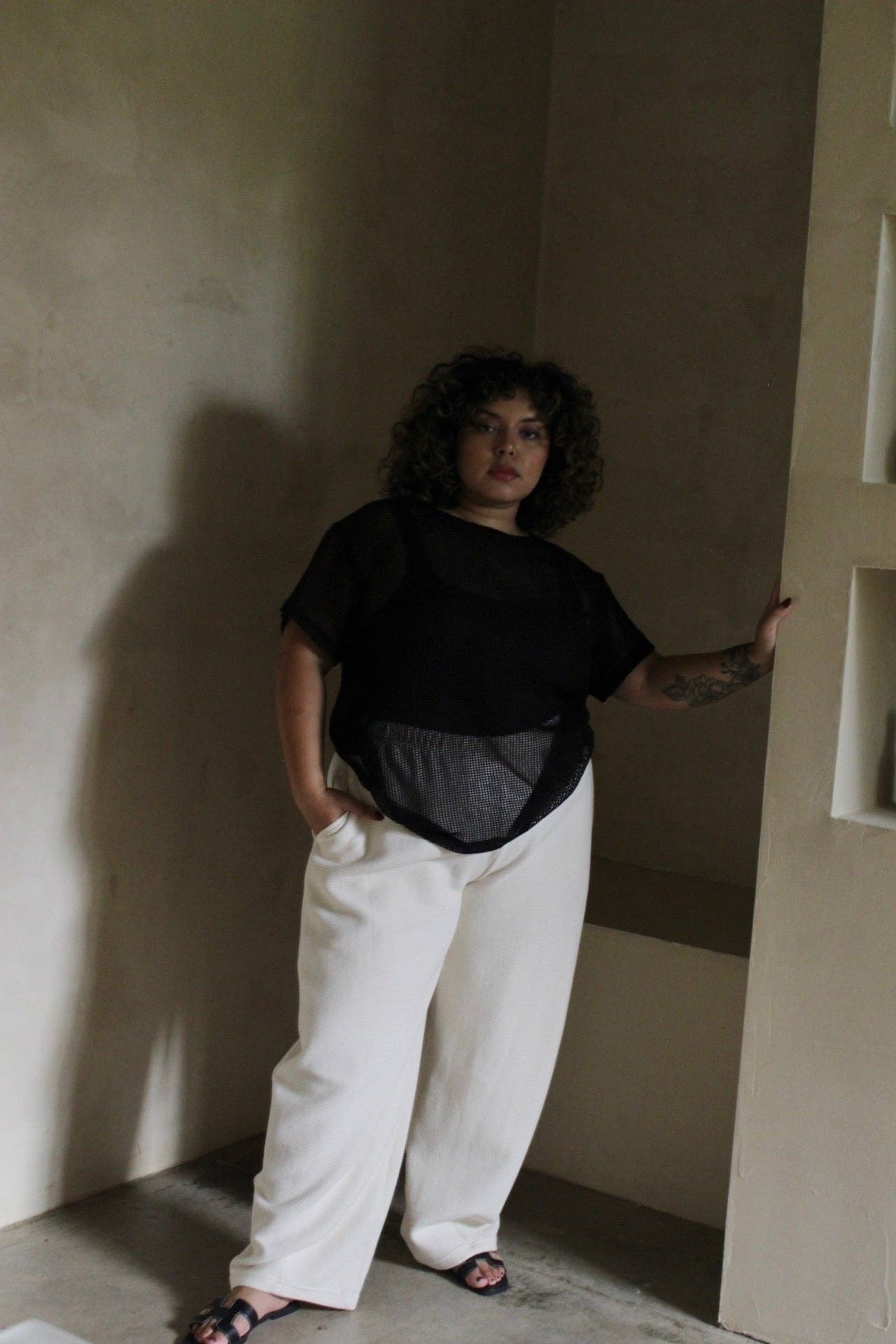 Na Nin | Tristan Netted Cotton Tee in Onyx