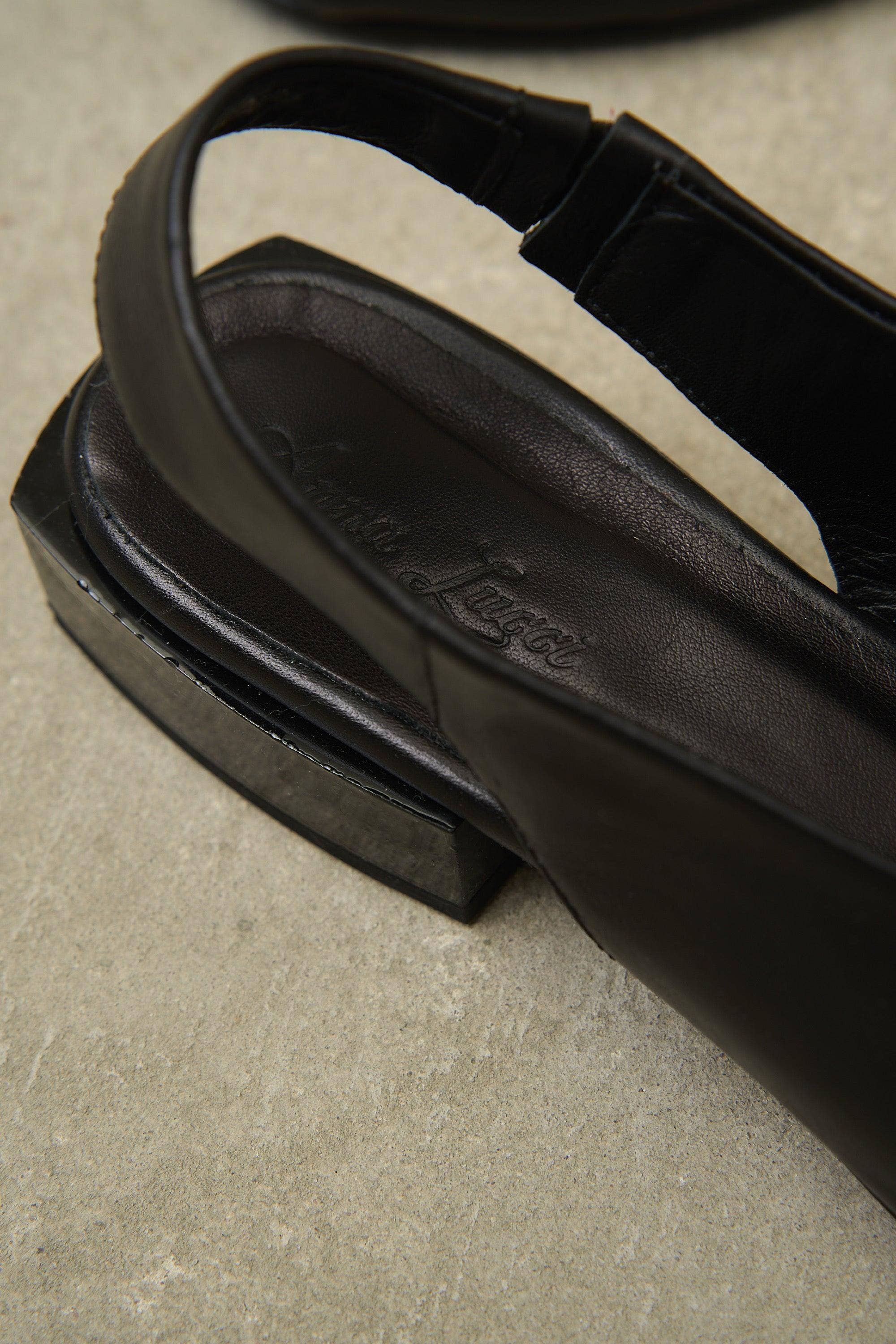Lonza | Gloss Block Sandal in Black - Hey Jude