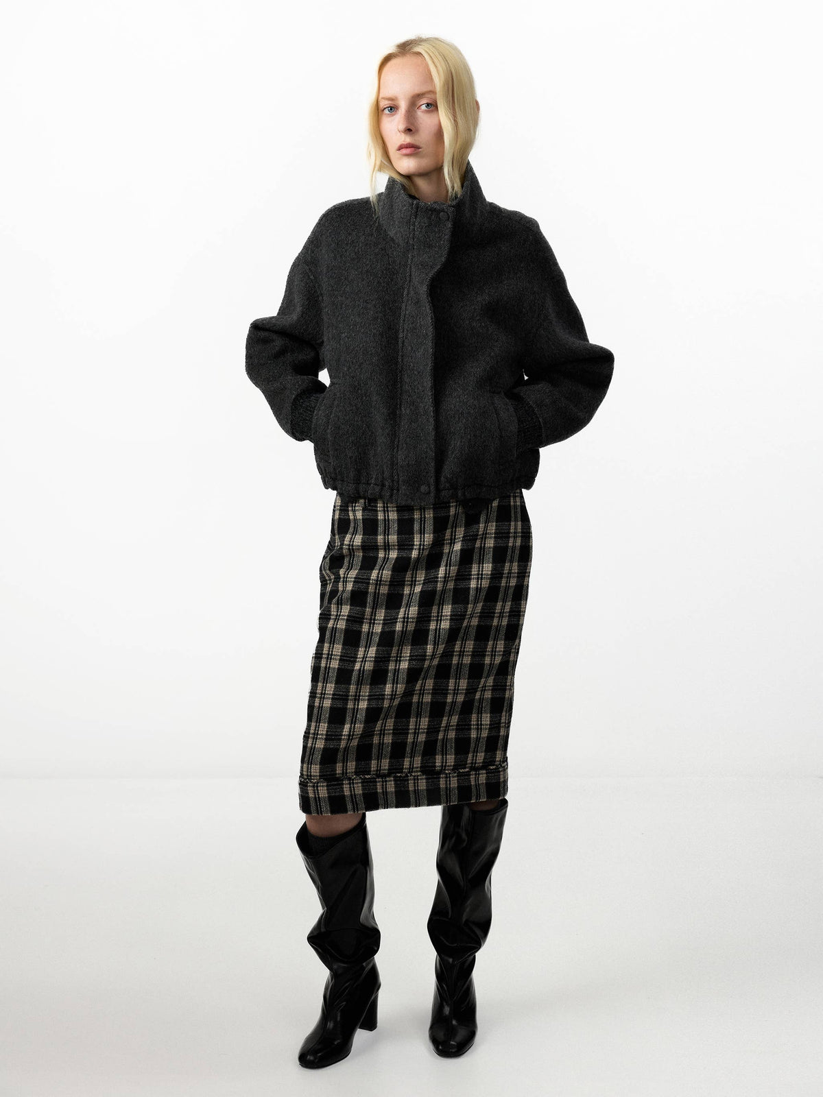 CUBIC | Relaxed Wool Cropped Jacket in Dark Grey