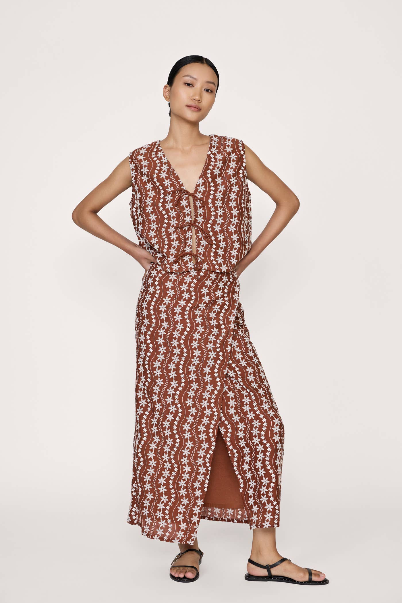 LAUDE the Label | Clay Floral Wrap Skirt