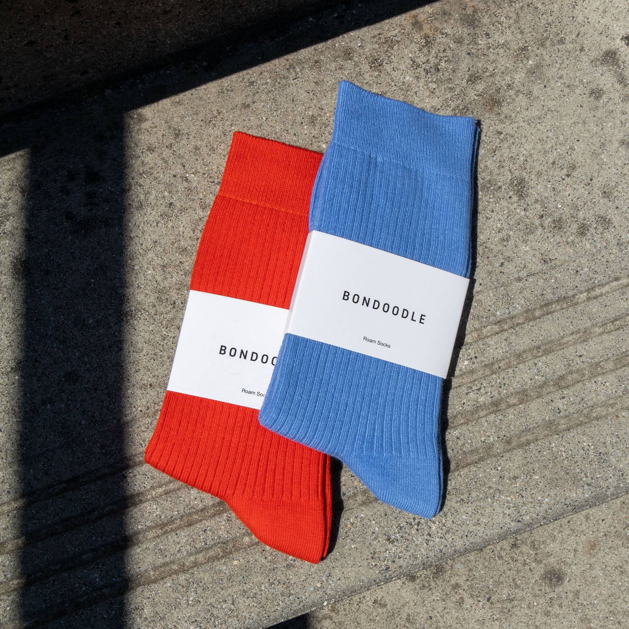 Bondoodle - Everyday Cotton Crew Socks in Tomato Red - Hey Jude