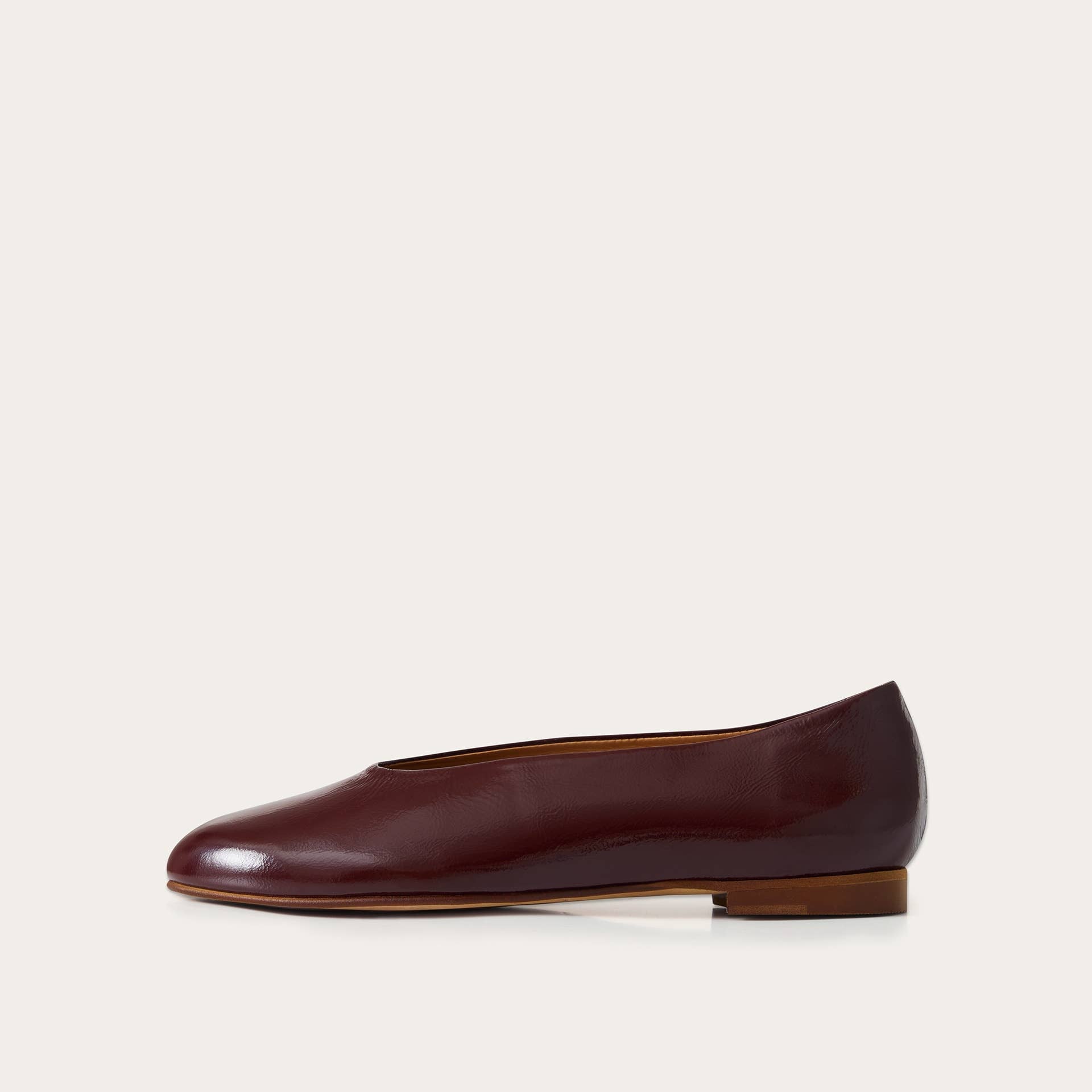Balagan Studio | Opera Ballerina in Glossy Burgundy