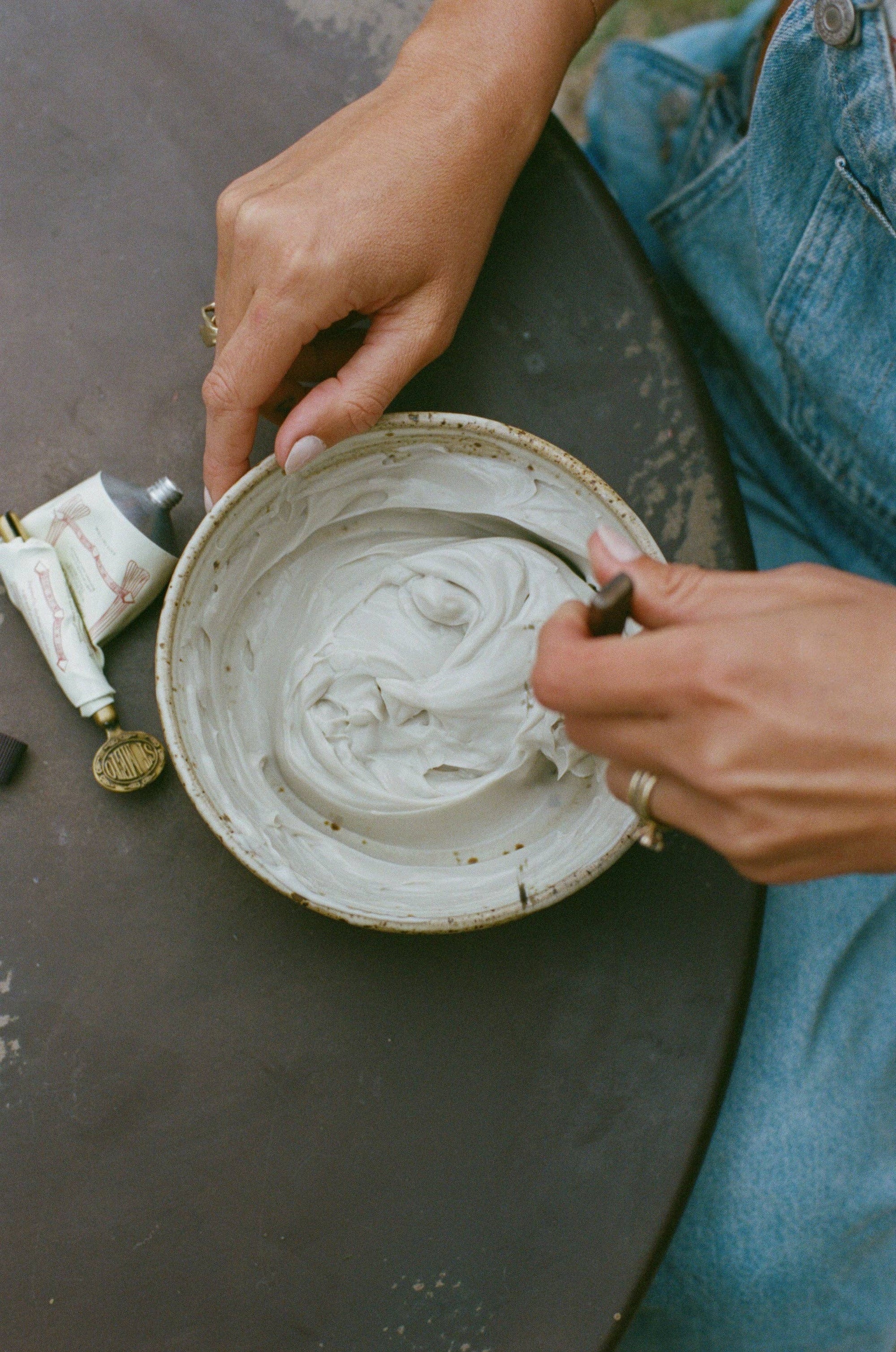 St. Meto - Mother Clay- Wholesale - Hey Jude