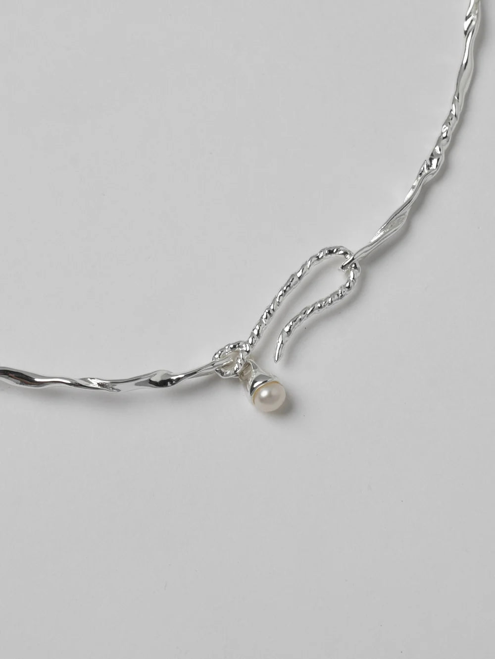 Wolf Circus | Finley Collar Necklace in Sterling Silver
