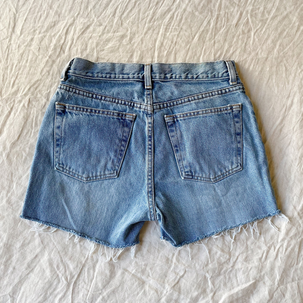 Vintage Medium Wash Denim Shorts | Waist 27