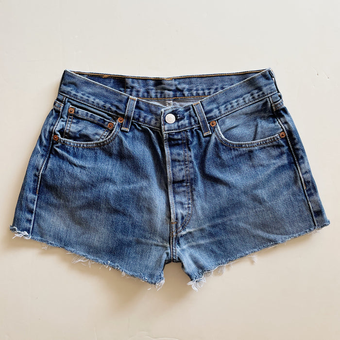 Vintage Levi’s 501 Denim Shorts | Size 26