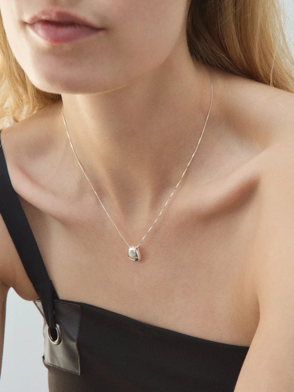 Wolf Circus | Naya Small Pendant Necklace in Sterling Silver