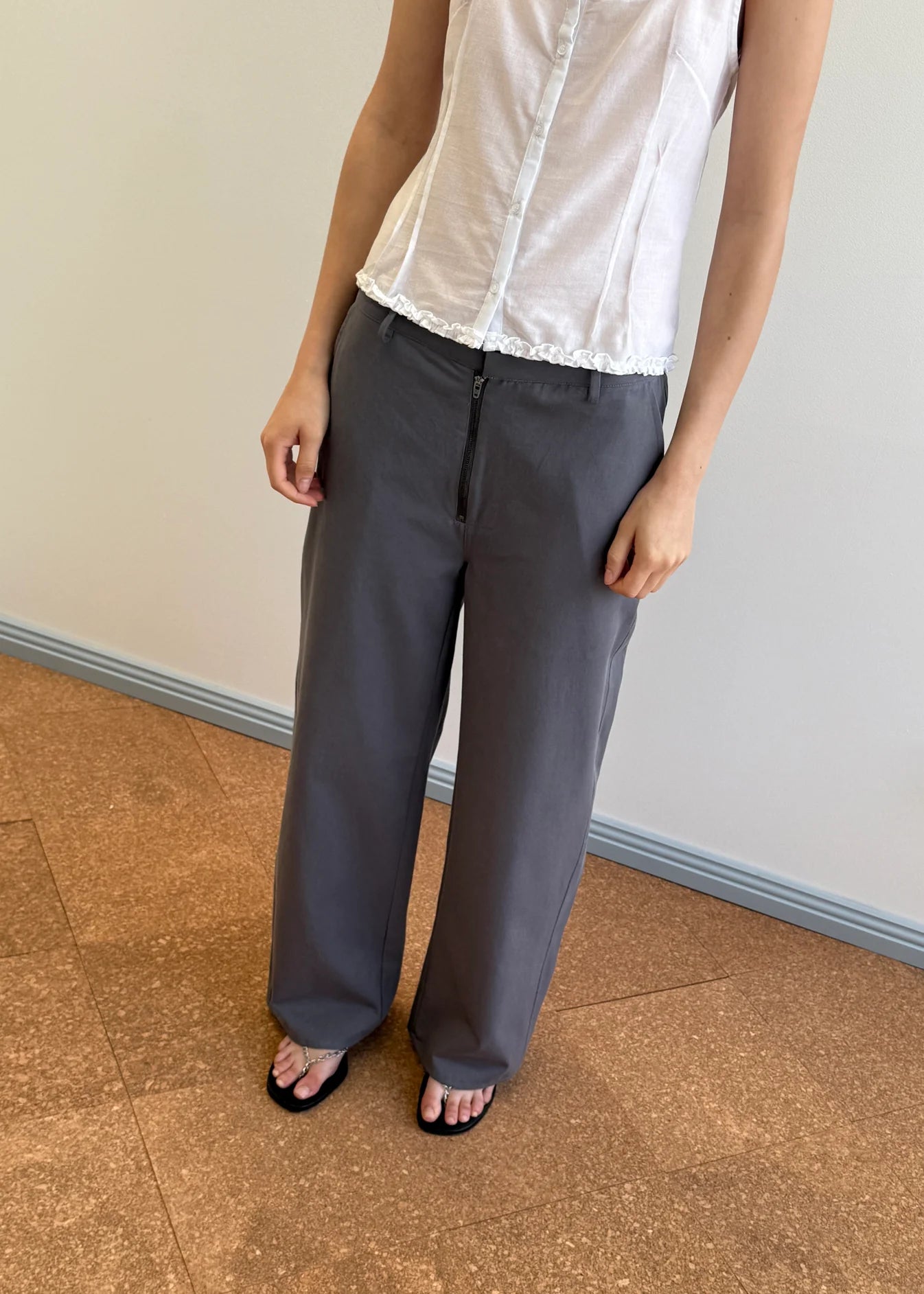 Deiji Studios | Zip Pant in Charcoal