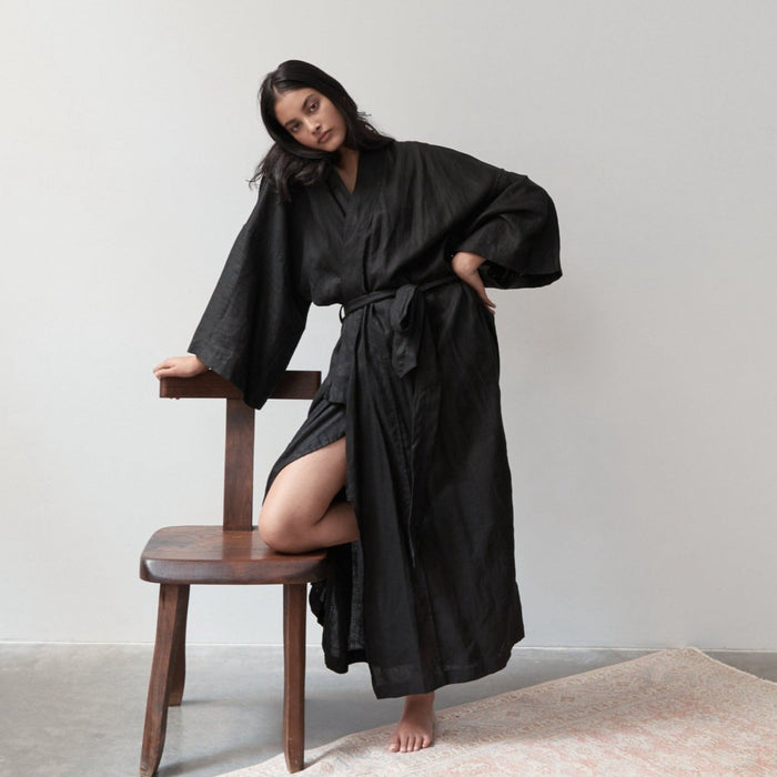 Deiji Studios | 02 Robe in Deep Black