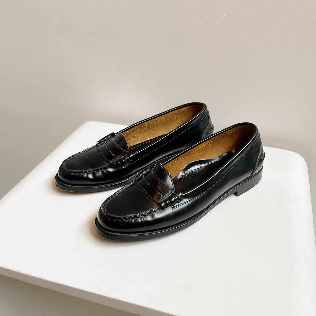 Obsidian Structured Leather Loafer | Size 7