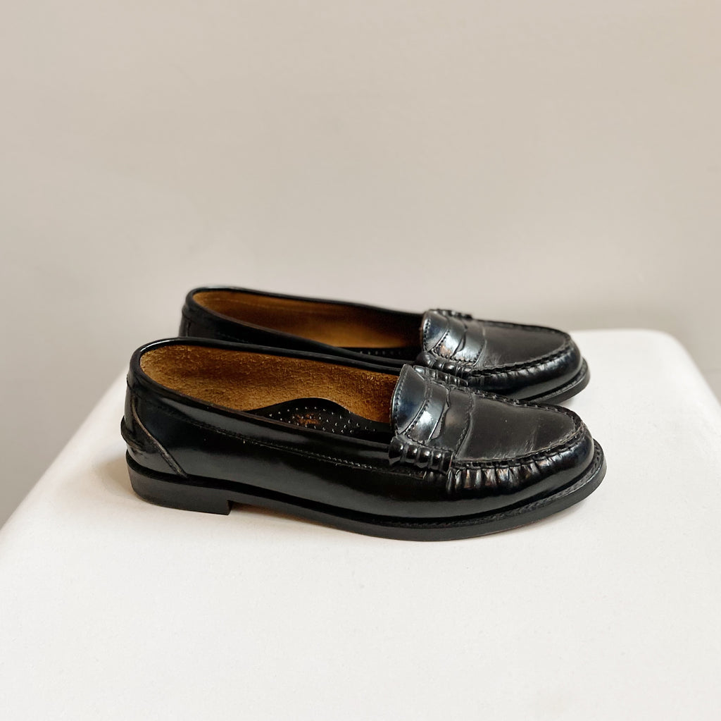 Obsidian Structured Leather Loafer | Size 7